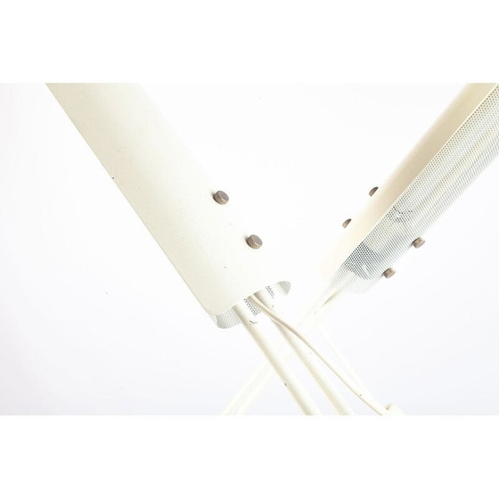 Image 1 of Paire de lampes de table vintage en métal blanc, Suède 1980