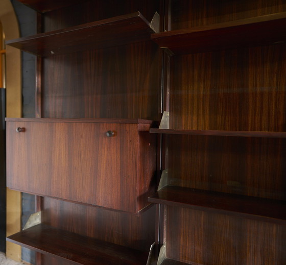 Image 1 of Unité murale vintage en bois de rose, composée de 4 panneaux muraux