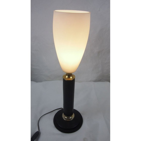 Image 1 of Lampe vintage en cuir LE TANNEUR opaline