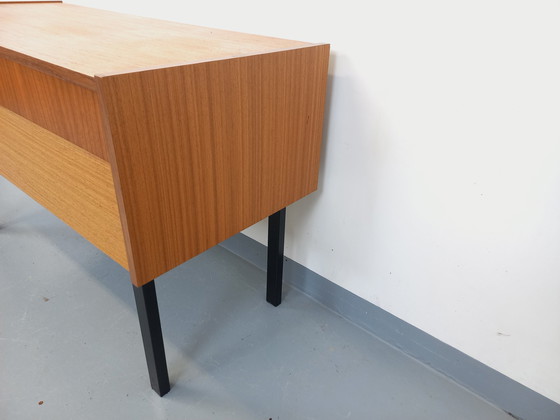 Image 1 of Meuble De Rangement / Coffre Sur Pieds Vintage En Teck Et Métal Noir Des Années 70