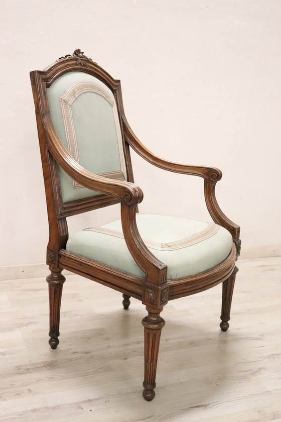 Image 1 of Fauteuil Louis Xvi en bois ancien