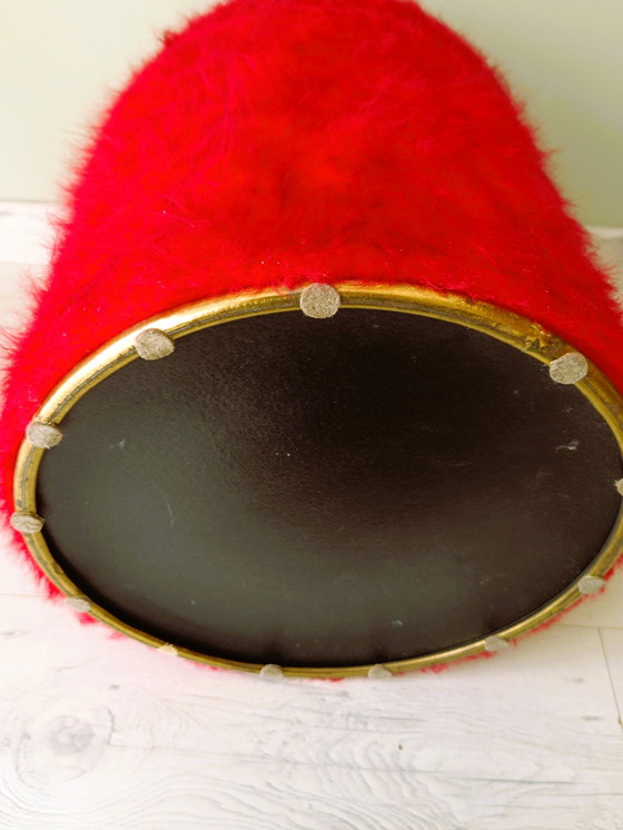 Image 1 of Pouf Moumoute Rouge Style Pelfran