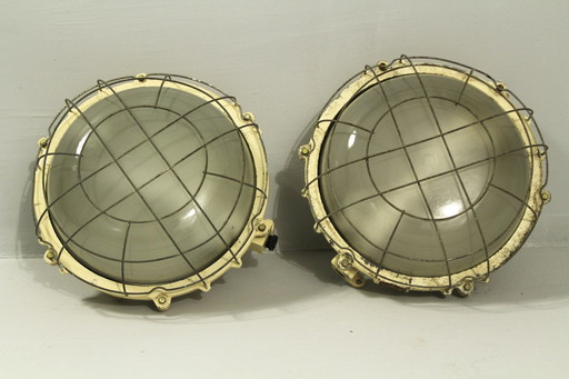 Paire de lampes industrielles, années 1960