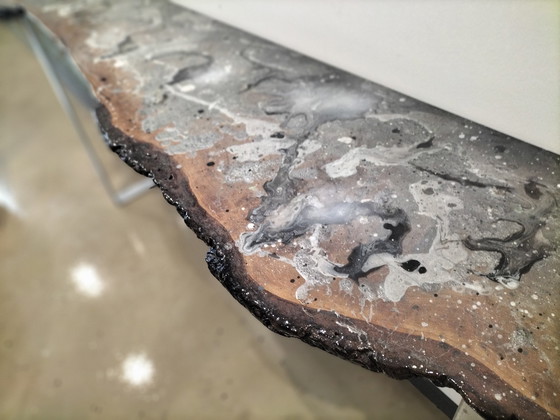 Image 1 of Console Design signée 