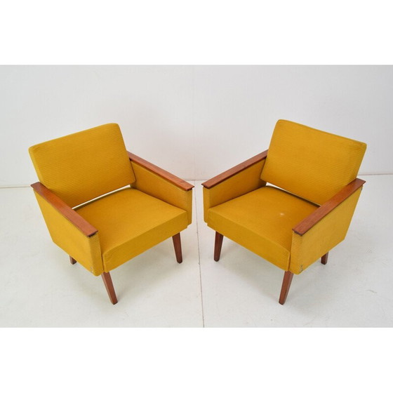 Image 1 of Paire de fauteuils vintage en tissu et bois, Tchécoslovaquie 1960