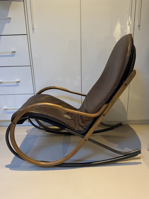 Fauteuil à bascule "Nonna" Paul Tuttle Pour Strässle International, Suisse