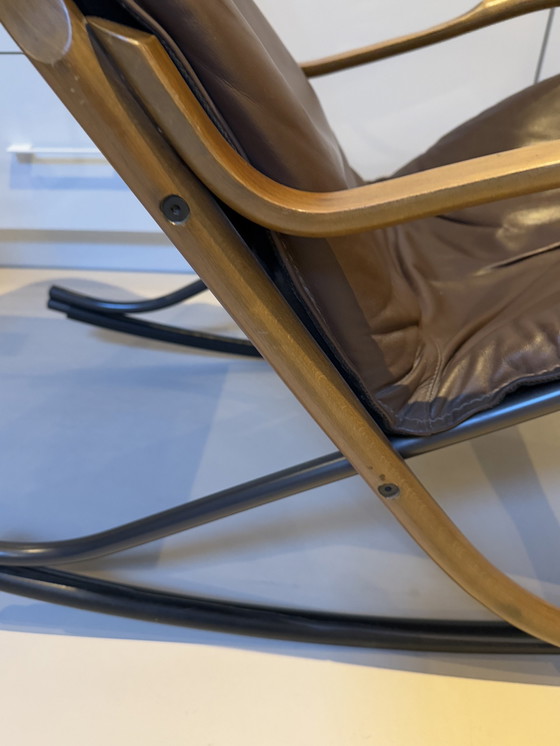 Image 1 of Fauteuil à bascule "Nonna" Paul Tuttle Pour Strässle International, Suisse