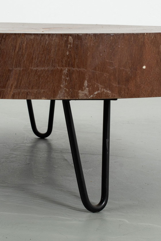 Image 1 of Table de coffre avec de nouveaux pieds