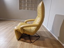 Fauteuil de relaxation réglable Jori Yoga Design en cuir jaune
