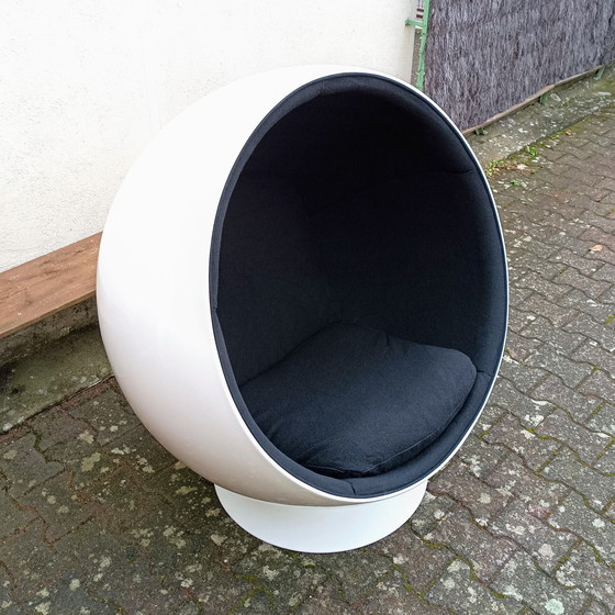 Image 1 of Original Ball Chair Par Eero Aarnio