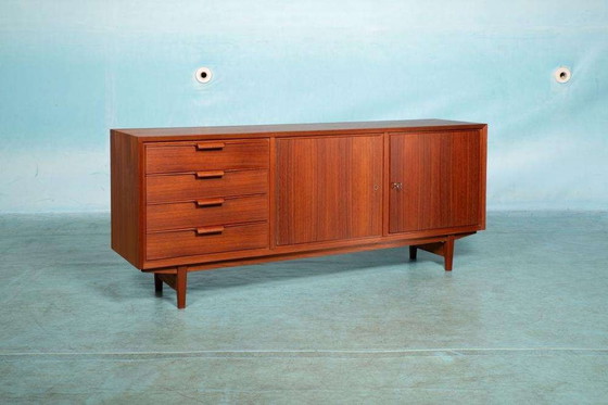 Image 1 of Buffet rénové au design vintage, buffet des années 60 en teck