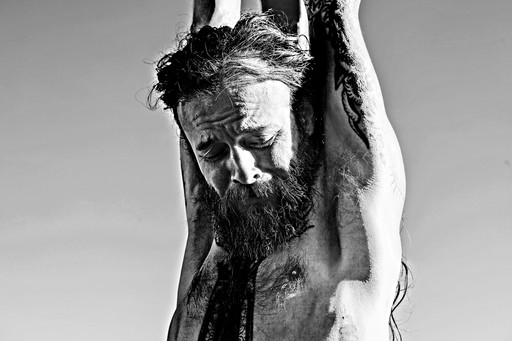 Photo d'art de Max Moszkowicz. Titre : Le Christ tatoué