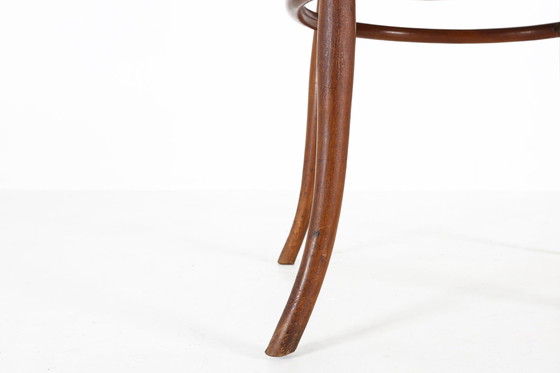Image 1 of Fauteuil vintage en bentwood avec cannage, 1950