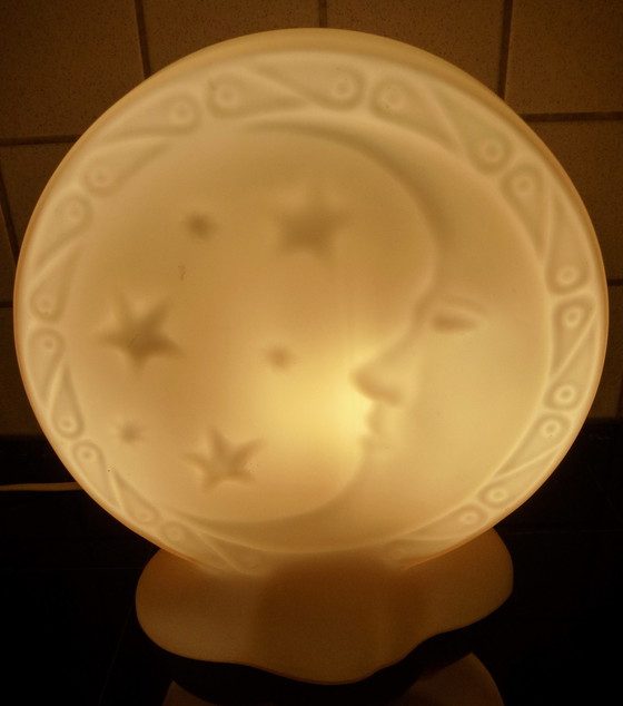 Image 1 of Lampe de table vintage en verre "croissant de lune" pour chambre d'enfant ( ?)