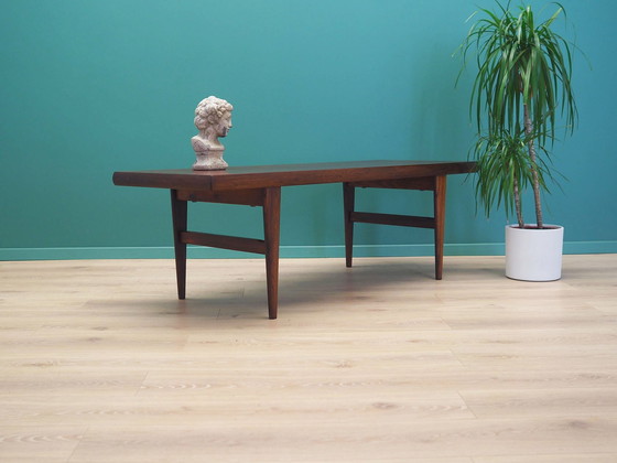 Image 1 of Table basse en bois de rose, Design danois, 1970S, Production : Gern Møbelfabrik