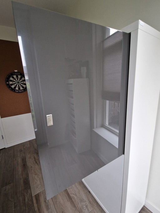 Xooon Cupboard White, avec High Gloss White + Anthracite Grey Door