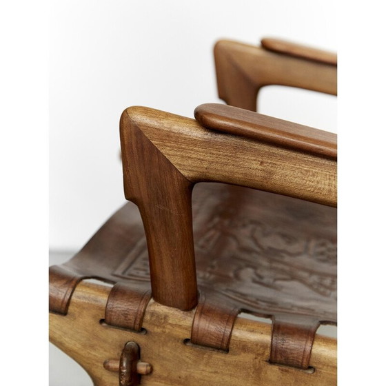 Image 1 of Chaise à bascule en cuir vintage par Angel Pazmino, Équateur