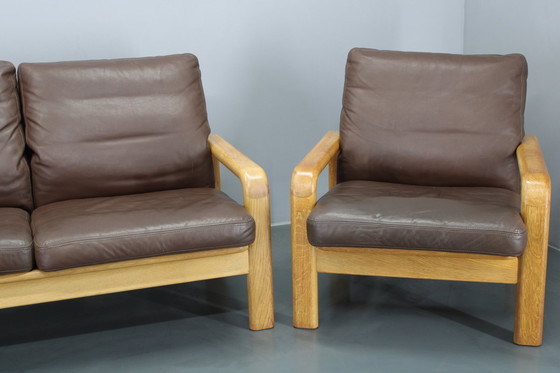 Image 1 of 1970 L. Olsen & Søn Ensemble de salon en chêne et cuir, Danemark