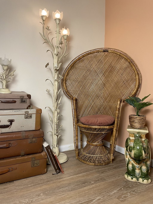 Trône vintage en forme de paon