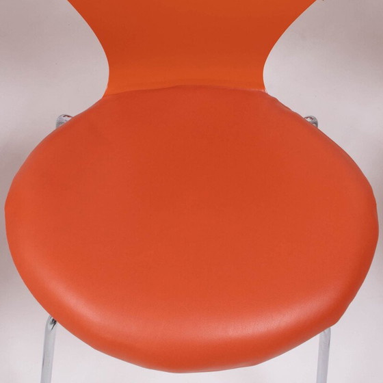 Image 1 of Ensemble de 4 chaises vintage en cuir orange par Arne Jacobsen pour Fritz Hansen, 1955