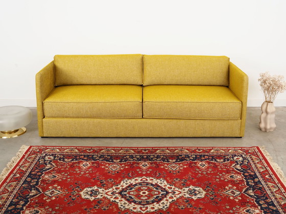 Image 1 of Canapé jaune, design scandinave, 00S