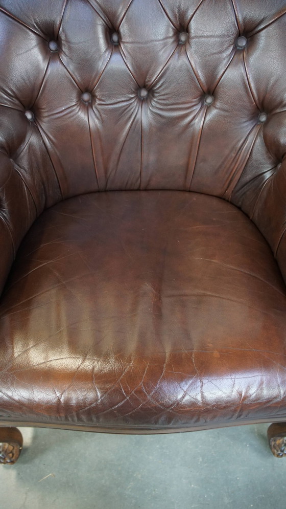 Image 1 of Fauteuil Chesterfield en cuir de vache
