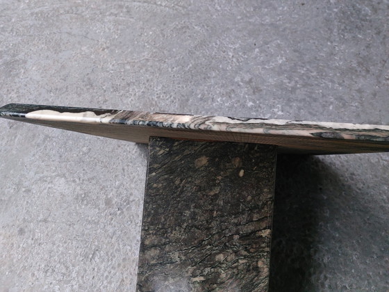 Image 1 of Table basse en marbre gris