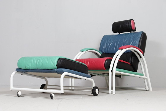 Image 1 of Lounge Chair/fauteuil postmoderne avec ottomane dans le style de Memphis Milano, Italie, années 1980