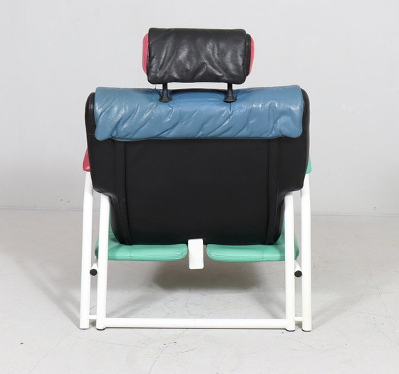 Image 1 of Lounge Chair/fauteuil postmoderne avec ottomane dans le style de Memphis Milano, Italie, années 1980