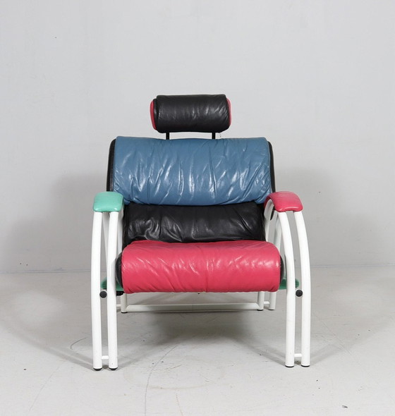 Image 1 of Lounge Chair/fauteuil postmoderne avec ottomane dans le style de Memphis Milano, Italie, années 1980