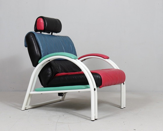 Image 1 of Lounge Chair/fauteuil postmoderne avec ottomane dans le style de Memphis Milano, Italie, années 1980