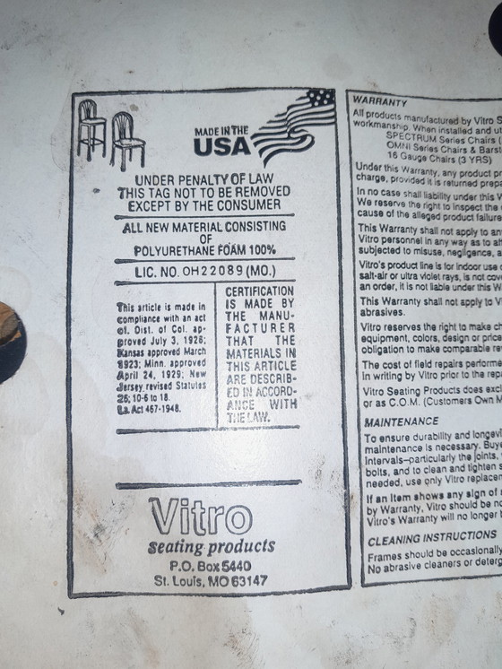 Image 1 of Table Mcdonalds et 2 chaises Sixties.