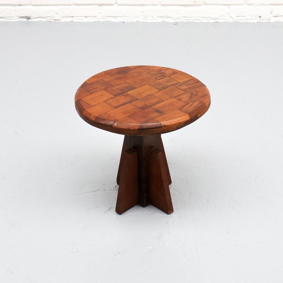 Table d'appoint en bois wabi-sabi brutaliste – Tables d'appoint, Wood (photo 3 of 9)