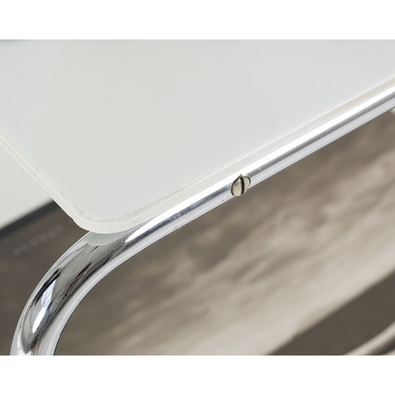 Image 1 of Table d'appoint vintage Bauhaus chromée avec verre opaxite blanc 1930s