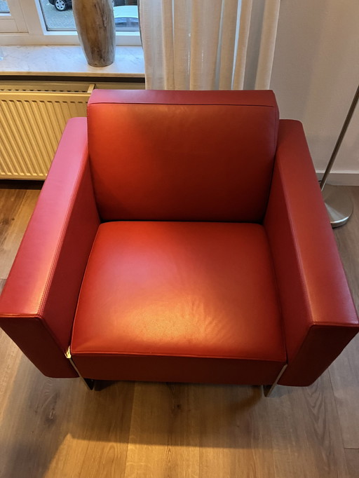 Fauteuil en cuir rouge Artifort