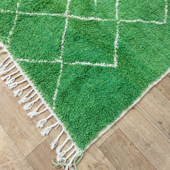 Image 1 of Petit Tapis Marocain Fait Main En Laine Verte - Petit Tapis Marocain Fait Main En Laine Verte