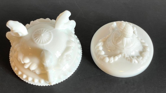 Image 1 of Boite Verre Opalin Vintage "France Boissons"