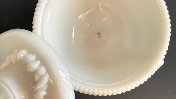 Image 1 of Boite Verre Opalin Vintage "France Boissons"