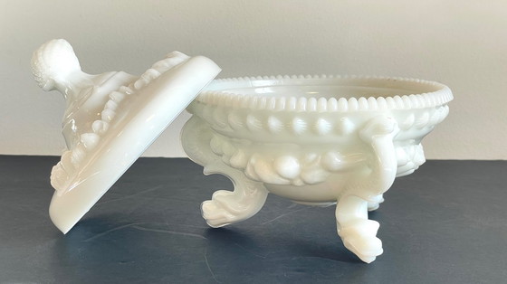 Image 1 of Boite Verre Opalin Vintage "France Boissons"