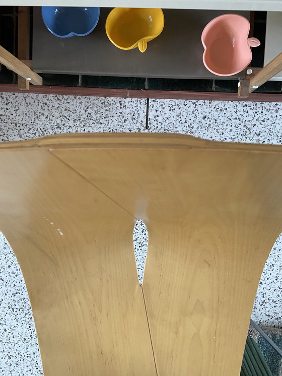 Image 1 of Deux chaises design finlandaises de Teemu Jårvi en placage de bouleau de 2000