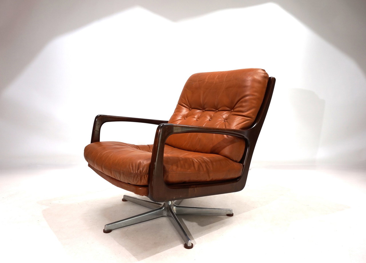 Chaise longue en cuir Eugen Schmidt pour Soloform, 1960