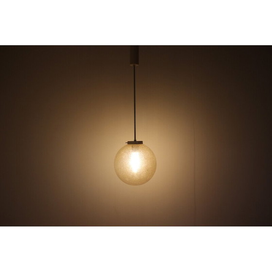 Image 1 of Lampe suspendue vintage en métal et verre, Tchécoslovaquie 1982s