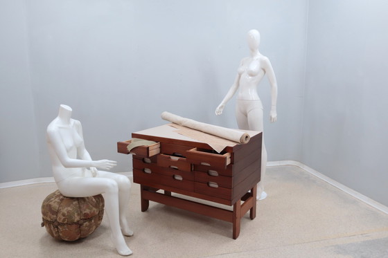 Image 1 of Commode Vintage en Teck 1960S