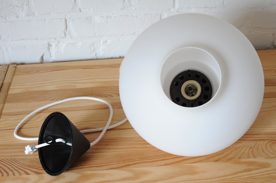 Image 1 of Lampe pendante vintage en verre laiteux