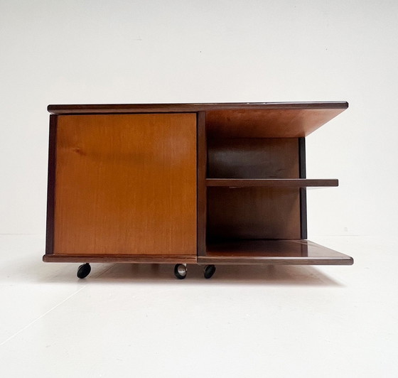 Image 1 of Table basse italienne avec fonction bar, années 1960