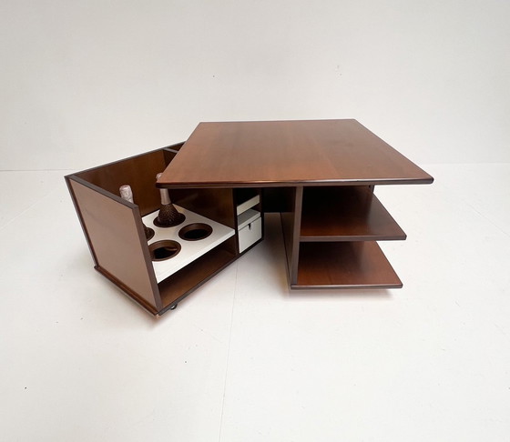 Image 1 of Table basse italienne avec fonction bar, années 1960