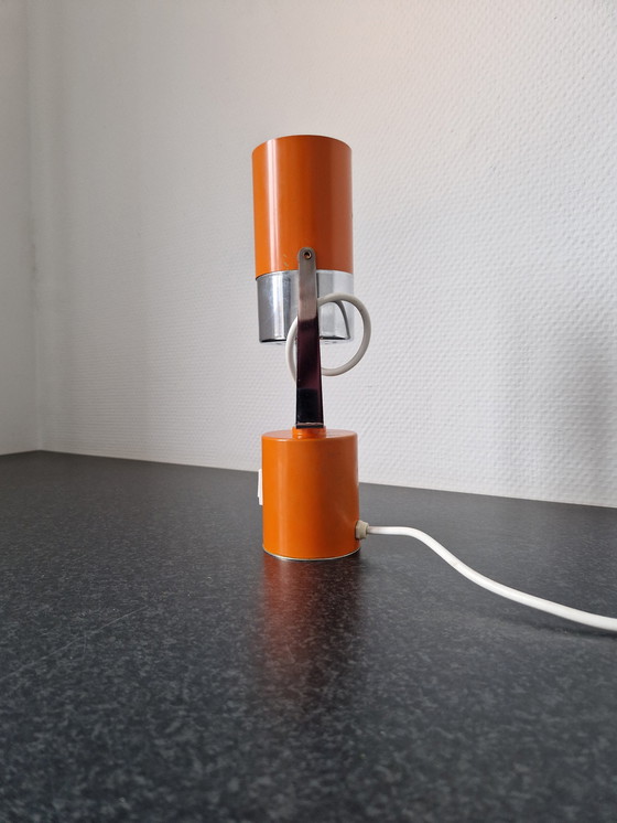 Image 1 of Lampe à poser vintage avec design chromé inclinable