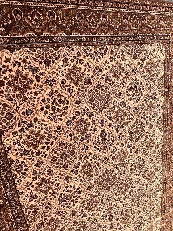 Image 1 of Tapis oriental 250 X 350 cm