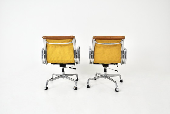 Image 1 of Chaises à coussin souple par Charles et Ray Eames pour Herman Miller, 1970S, ensemble de 2