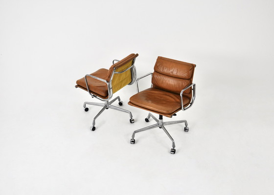 Image 1 of Chaises à coussin souple par Charles et Ray Eames pour Herman Miller, 1970S, ensemble de 2